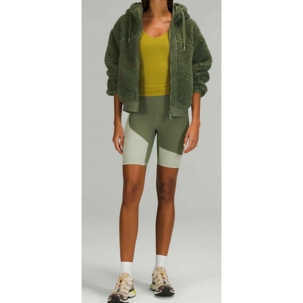 Lululemon Reversible Fleece Jacket Olive Green Sherpa Full Zip Hooded Size 10